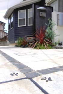 HEAVENS GARDEN030.JPG